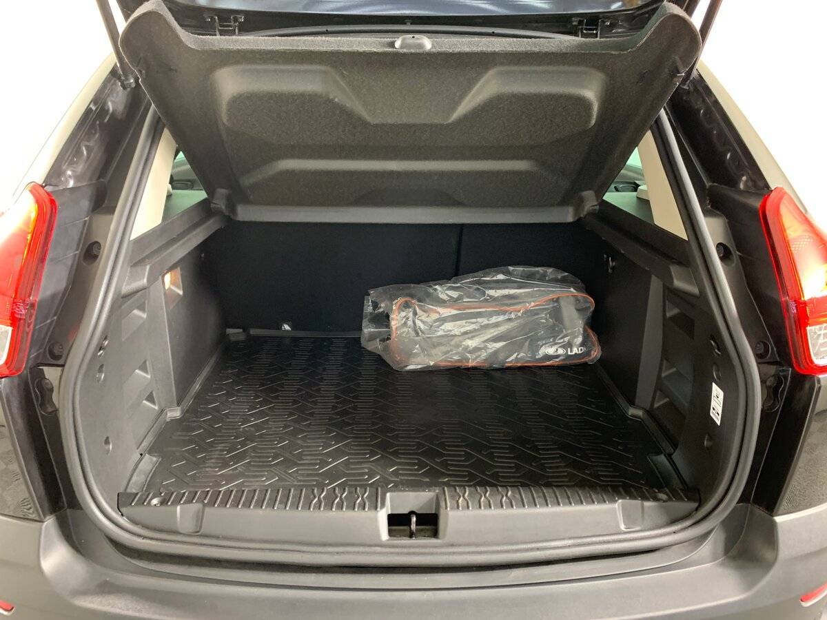 Б/У Лада (ВАЗ) ИКСРЭЙ 2021 года. Фото: #18