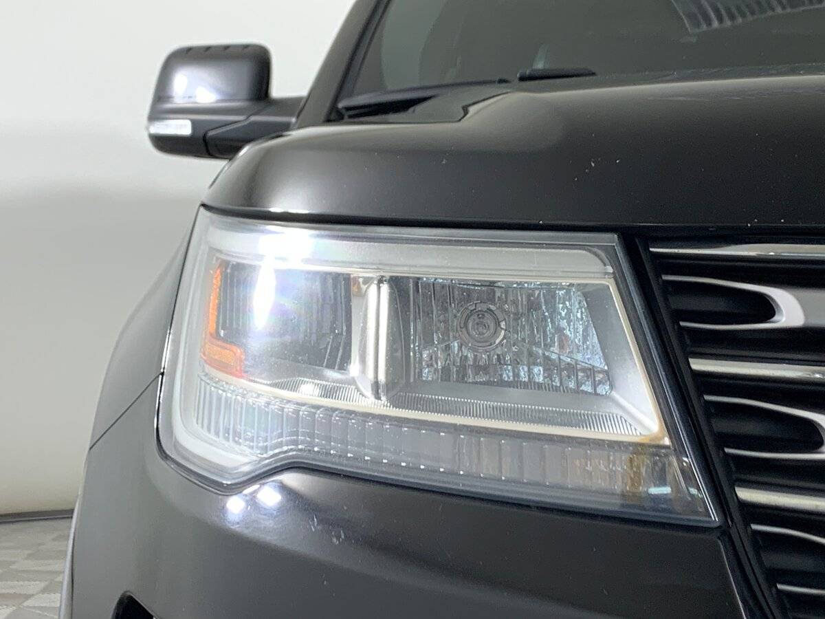 Б/У Форд Експлорер 2016 года. Фото: #9