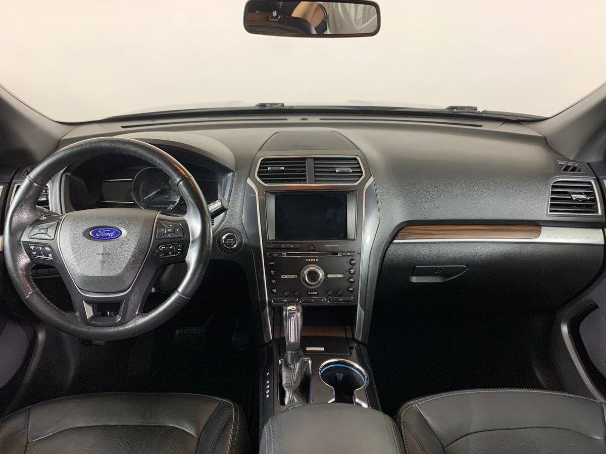 Б/У Форд Експлорер 2016 года. Фото: #11