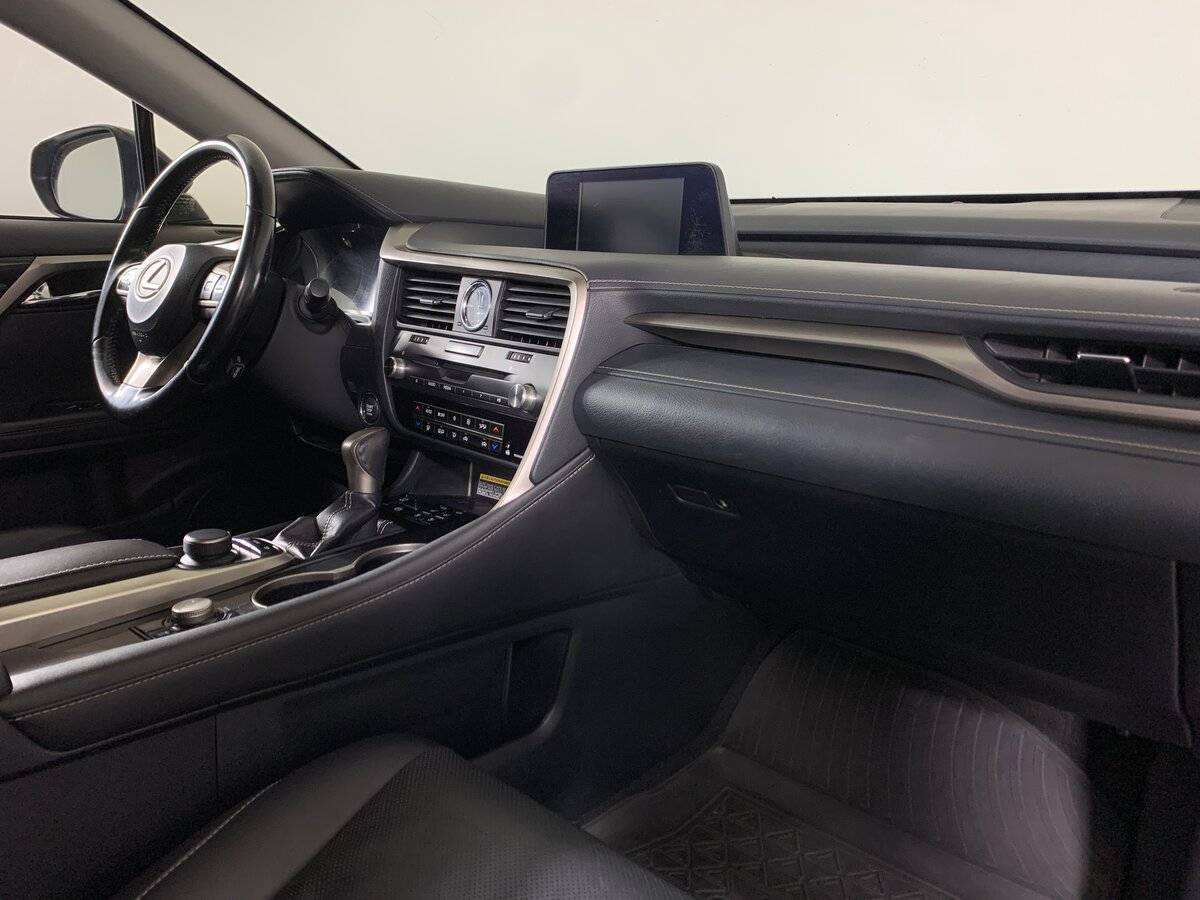 Б/У Лексус Р-Икс 2016 года. Фото: #12