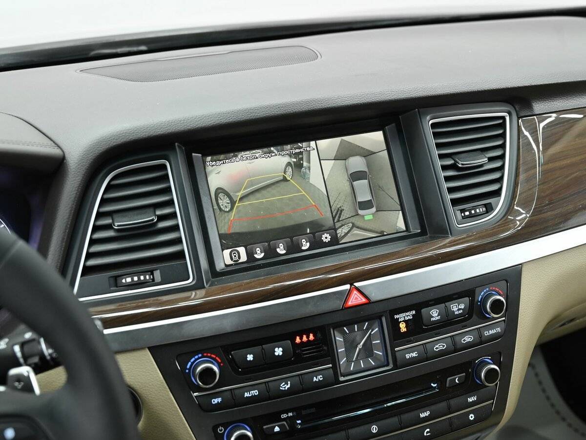 Б/У Хендай Генезис 2016 года. Фото: #10