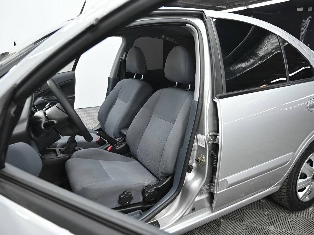 Б/У Ниссан Альмера 2005 года. Фото: #5