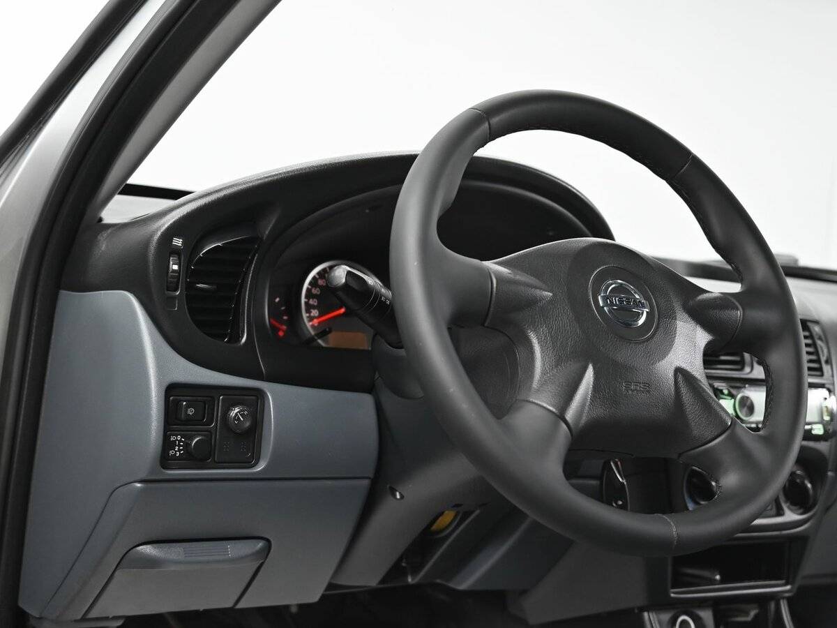 Б/У Ниссан Альмера 2005 года. Фото: #8