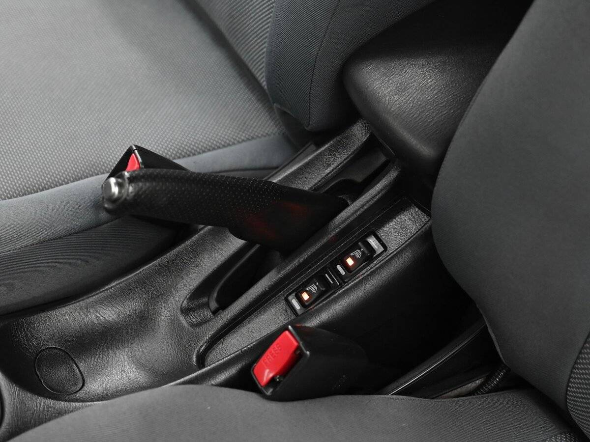 Б/У Ниссан Альмера 2005 года. Фото: #11