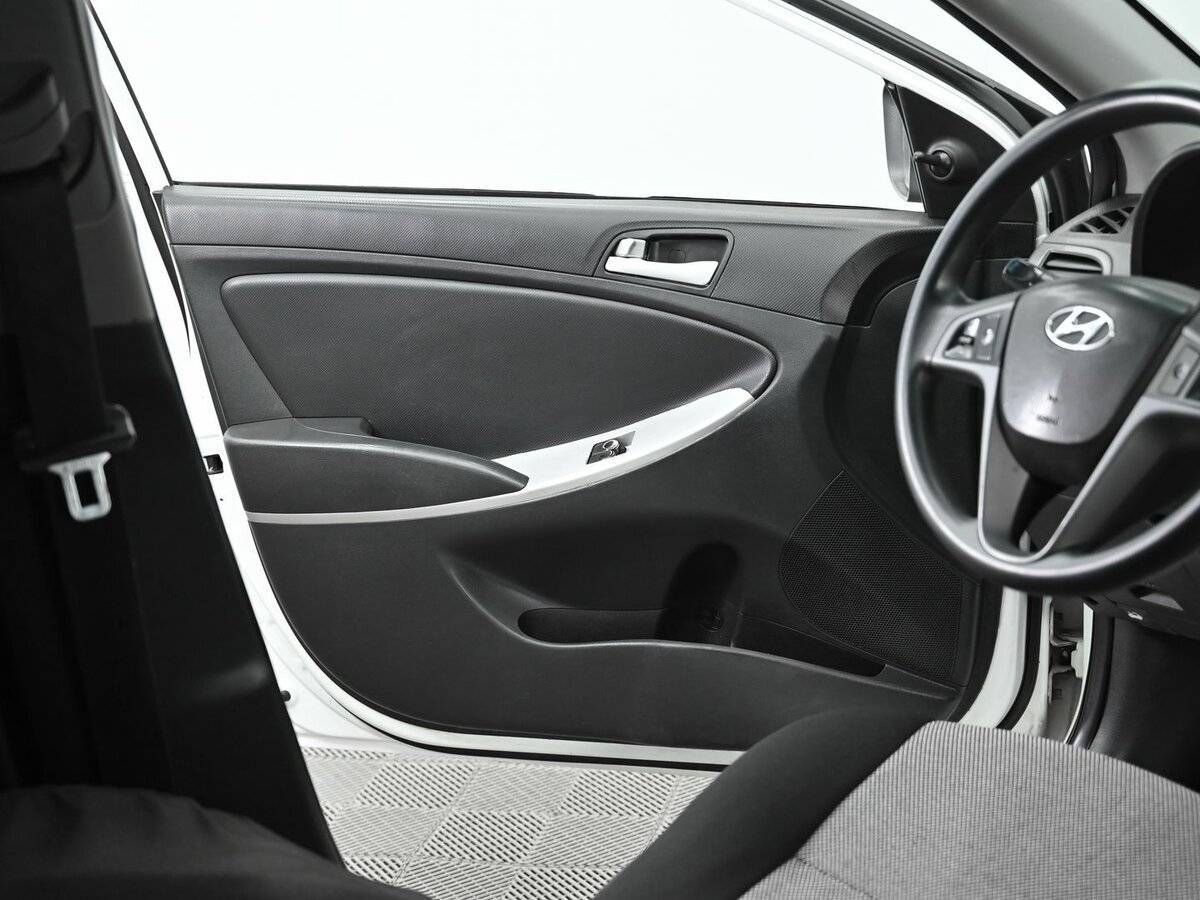 Б/У Хендай Солярис 2011 года. Фото: #5