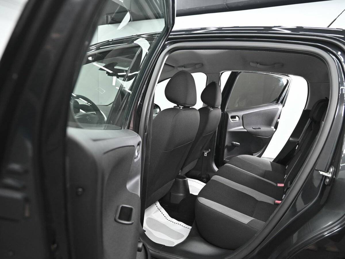 Б/У Пежо 207 2008 года. Фото: #13