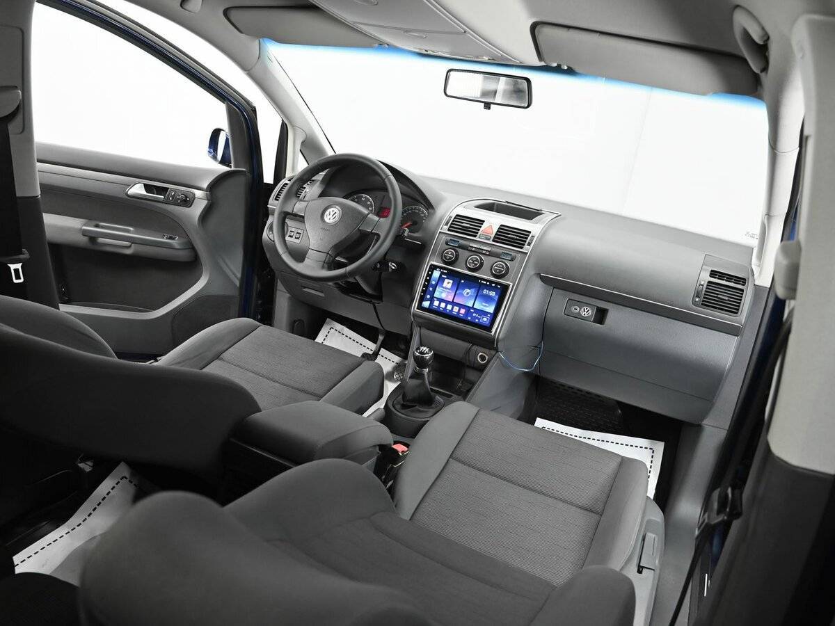 Б/У Фольксваген Туран 2007 года. Фото: #12