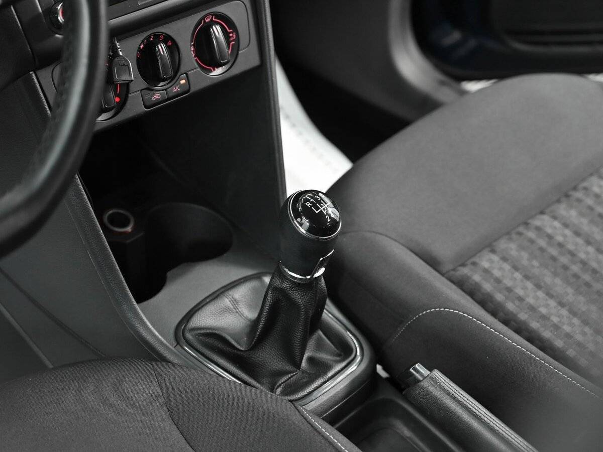 Б/У Фольксваген Поло 2016 года. Фото: #9