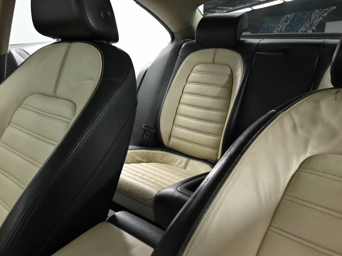 Б/У Фольксваген Пассат ЦЦ 2011 года. Фото: #12