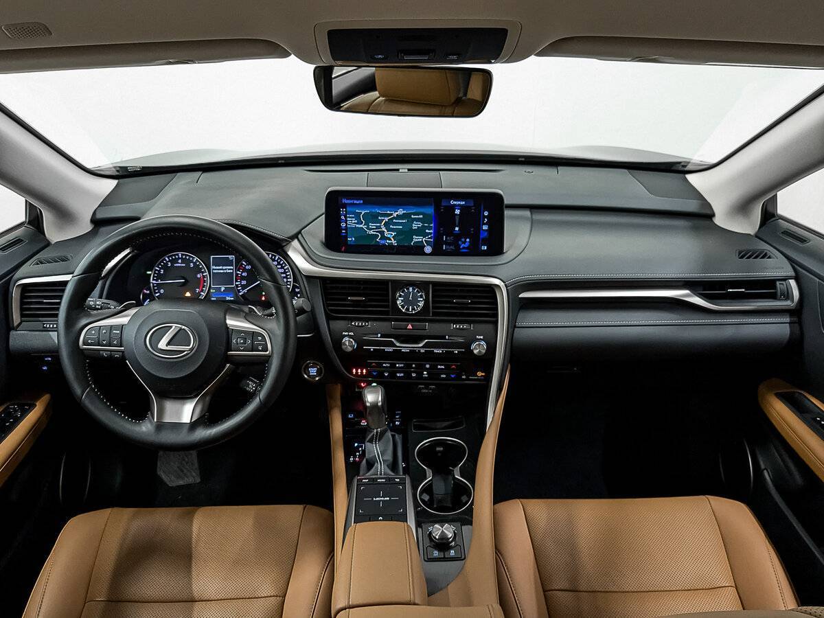 Б/У Лексус Р-Икс 2022 года. Фото: #9