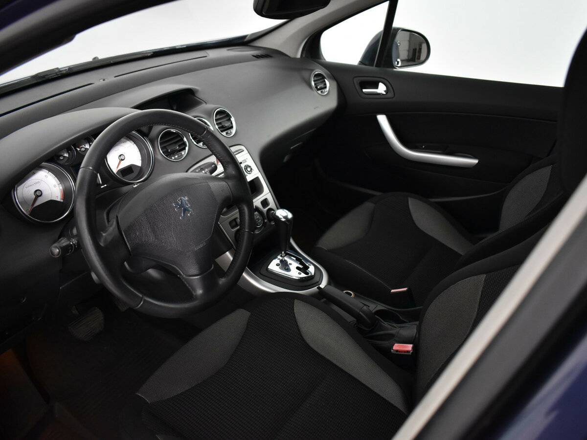 Б/У Пежо 308 2008 года. Фото: #8