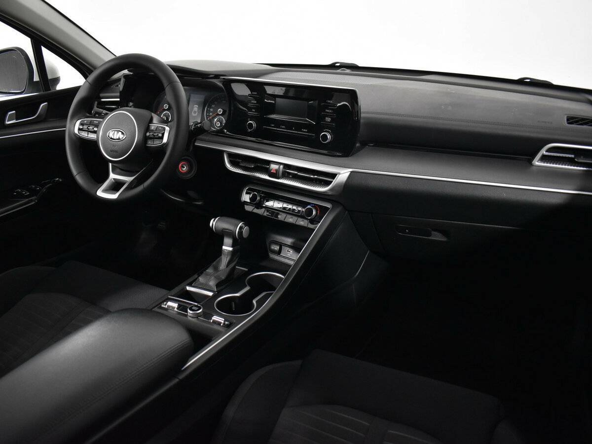 Б/У Киа К5 2021 года. Фото: #9