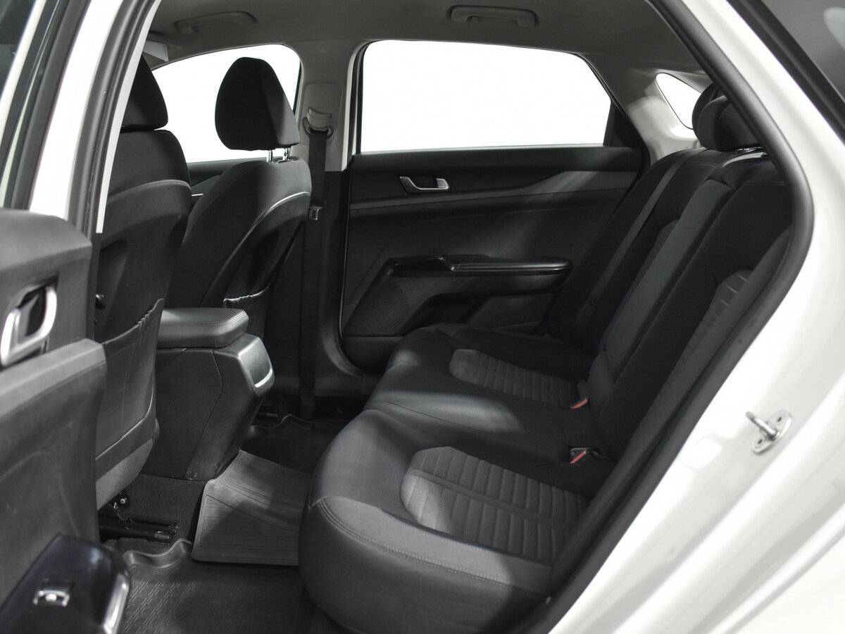 Б/У Киа К5 2021 года. Фото: #11