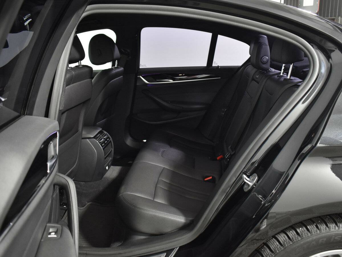 Б/У БМВ 5 серии 2020 года. Фото: #10