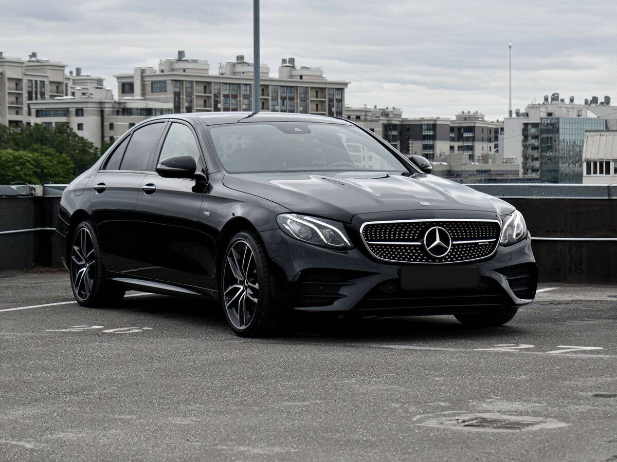 Б/У Мерседес-Бенц Е-Класс АМГ 2019 года. Фото: #2