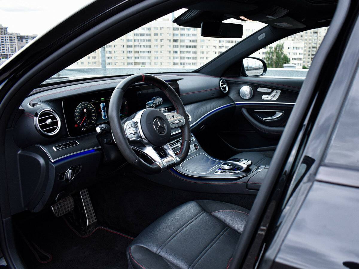 Б/У Мерседес-Бенц Е-Класс АМГ 2019 года. Фото: #7