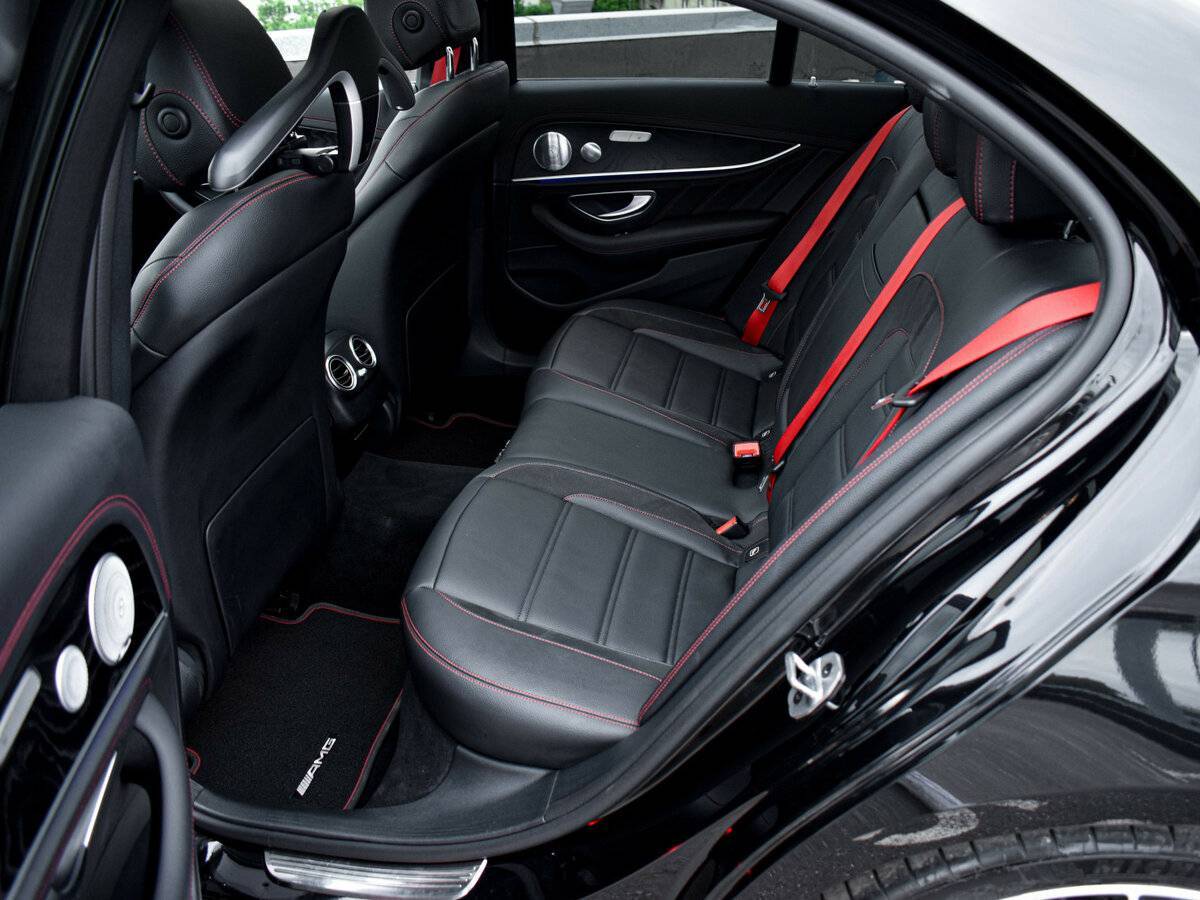 Б/У Мерседес-Бенц Е-Класс АМГ 2019 года. Фото: #13