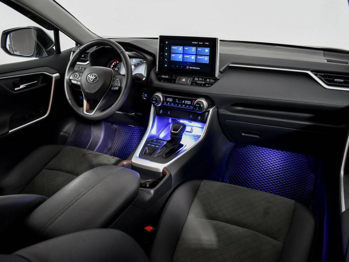 Б/У Тойота Рав4 2022 года. Фото: #8