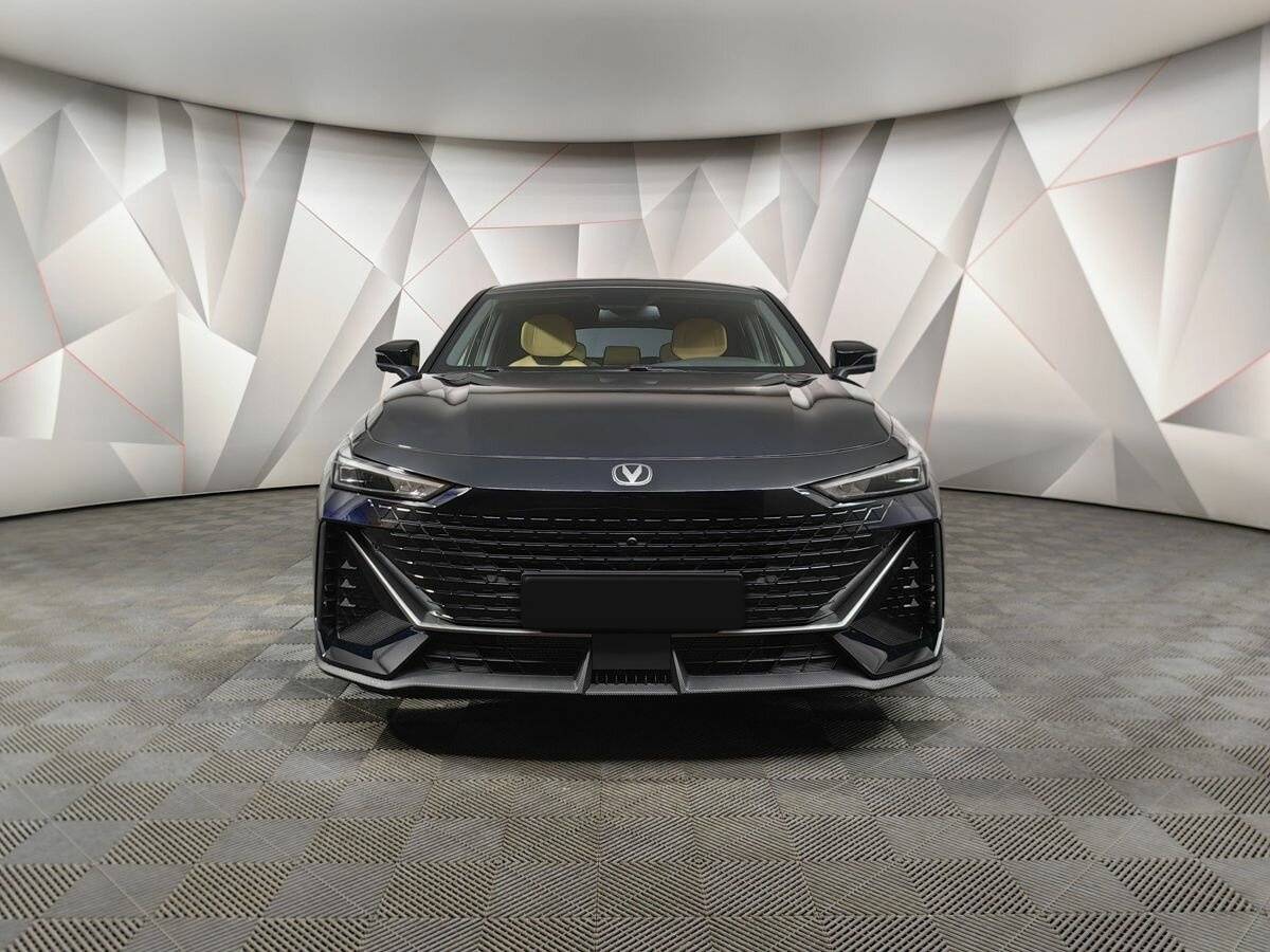 Б/У Чанган УНИ-В 2022 года. Фото: #6