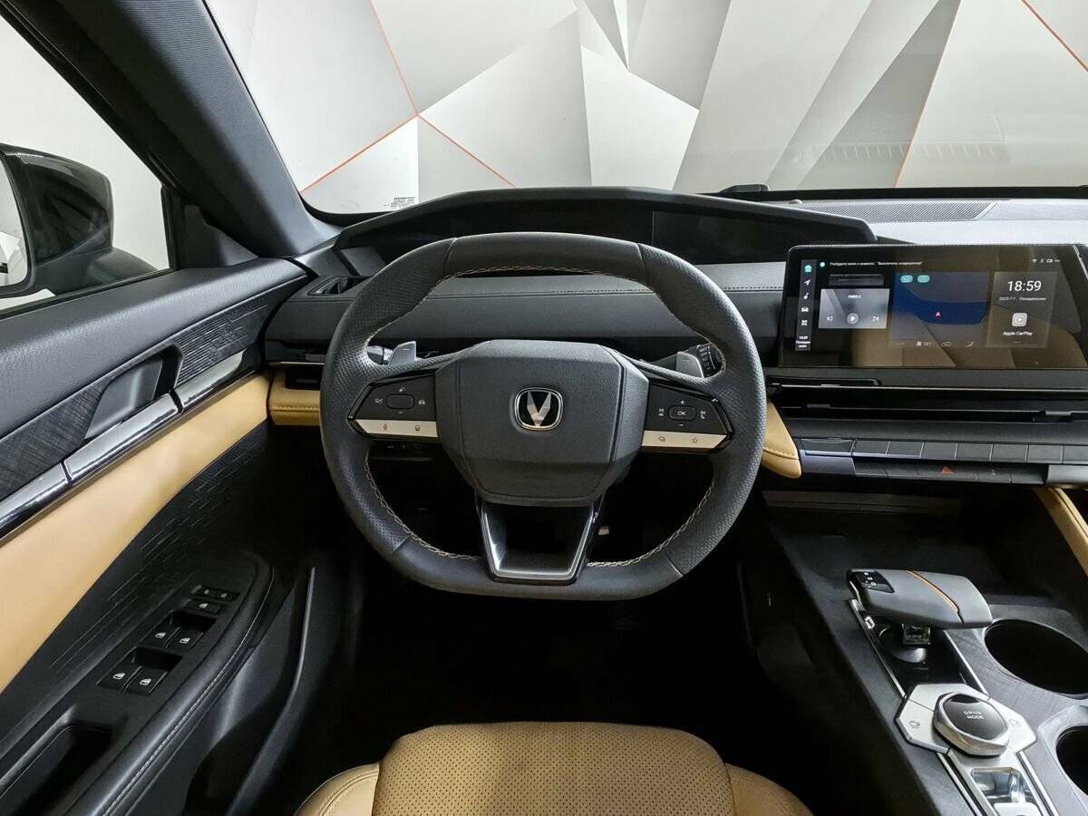 Б/У Чанган УНИ-В 2022 года. Фото: #17