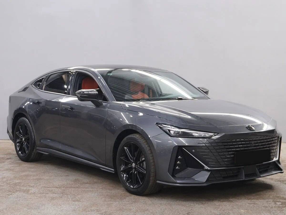 Б/У Чанган УНИ-В 2022 года. Фото: #2