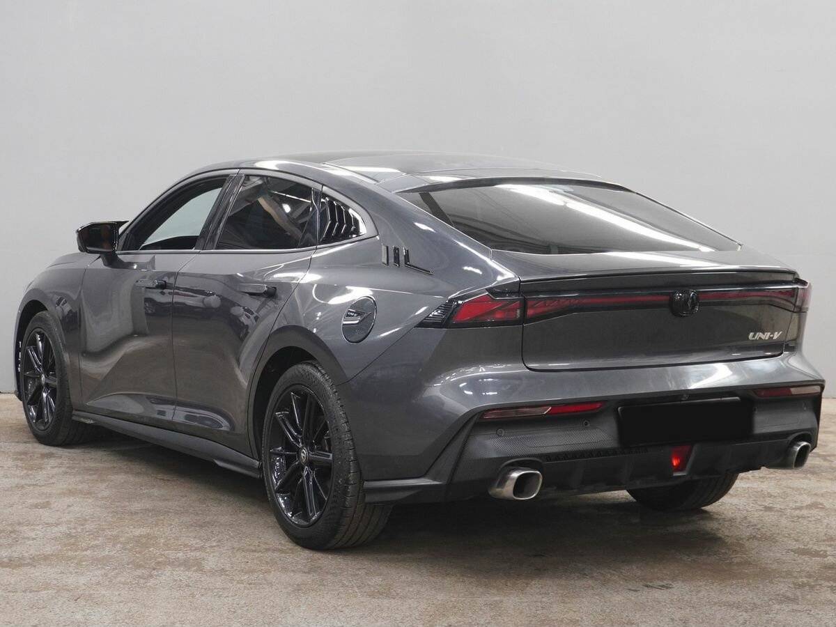 Б/У Чанган УНИ-В 2022 года. Фото: #6