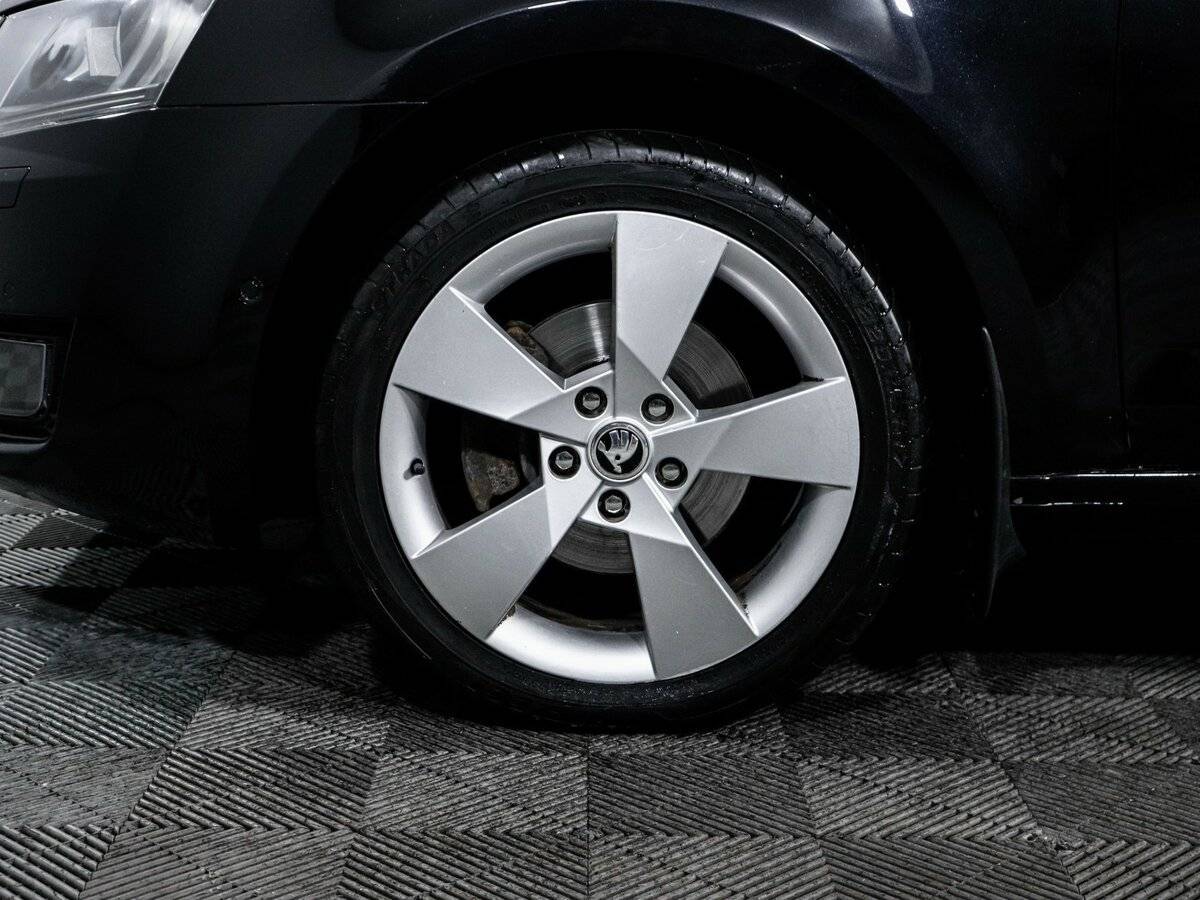 Б/У Шкода Октавия 2015 года. Фото: #14