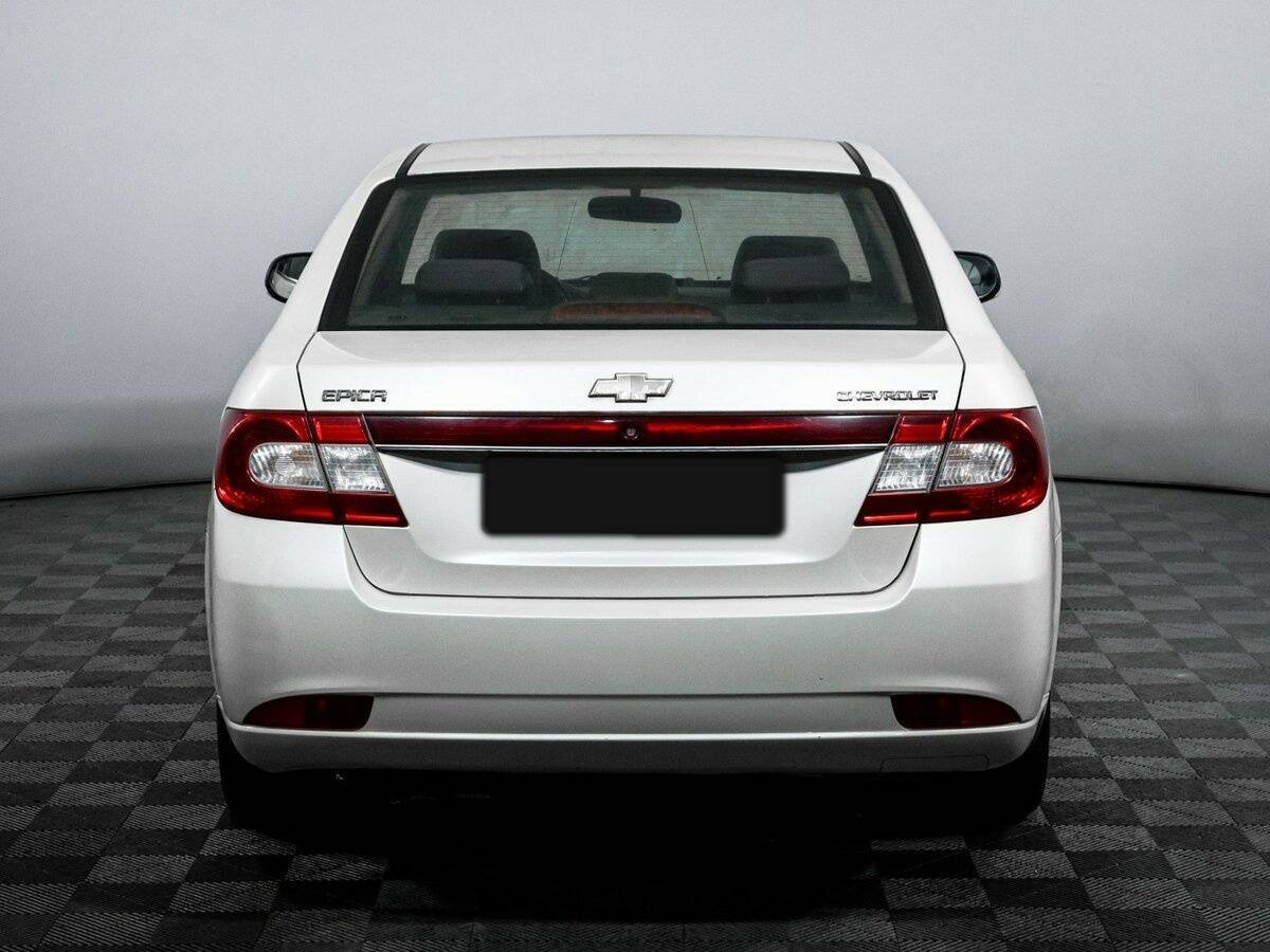 Б/У Шевроле Эпика 2012 года. Фото: #4