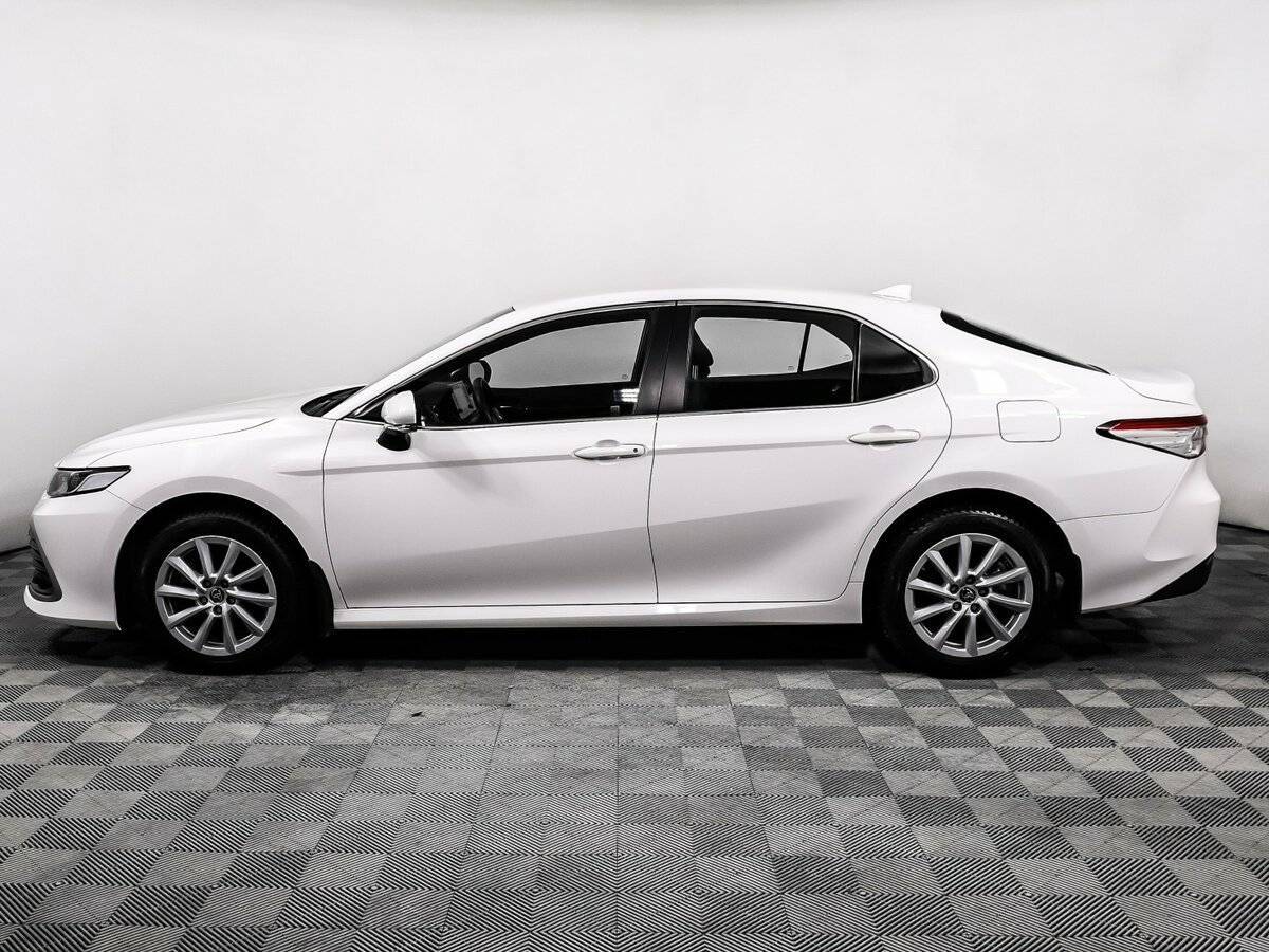 Б/У Тойота Камри 2021 года. Фото: #7