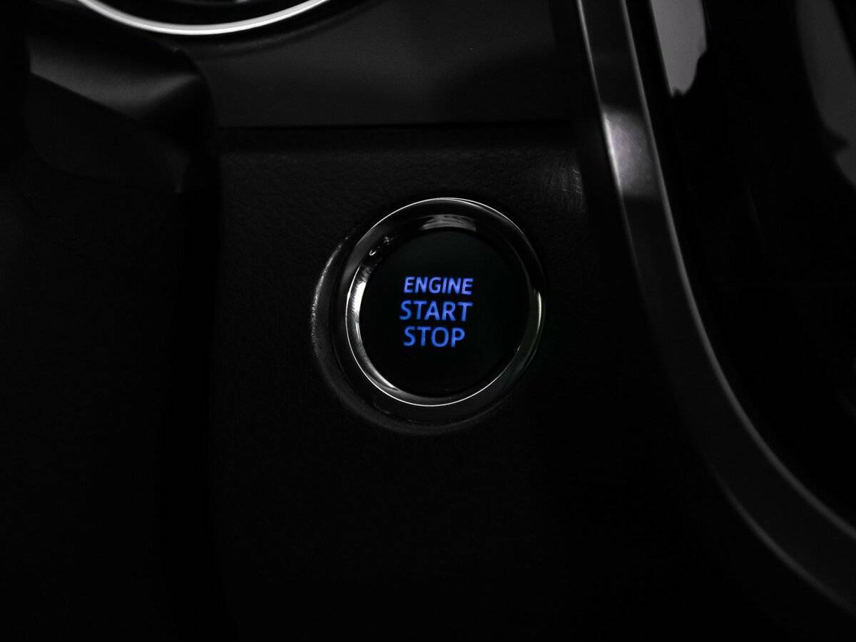 Б/У Тойота Камри 2021 года. Фото: #16