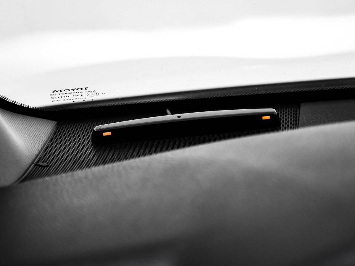 Б/У Тойота Камри 2021 года. Фото: #19