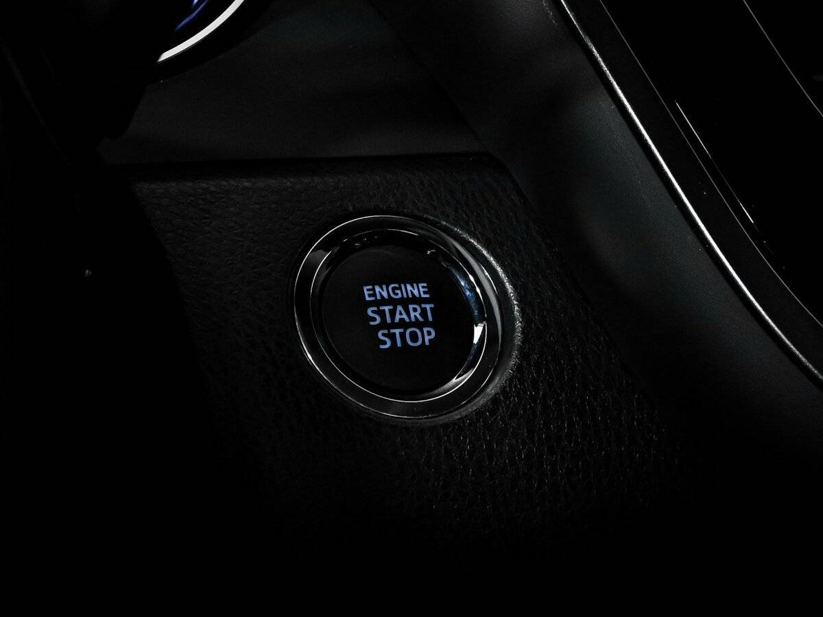 Б/У Тойота Камри 2021 года. Фото: #19