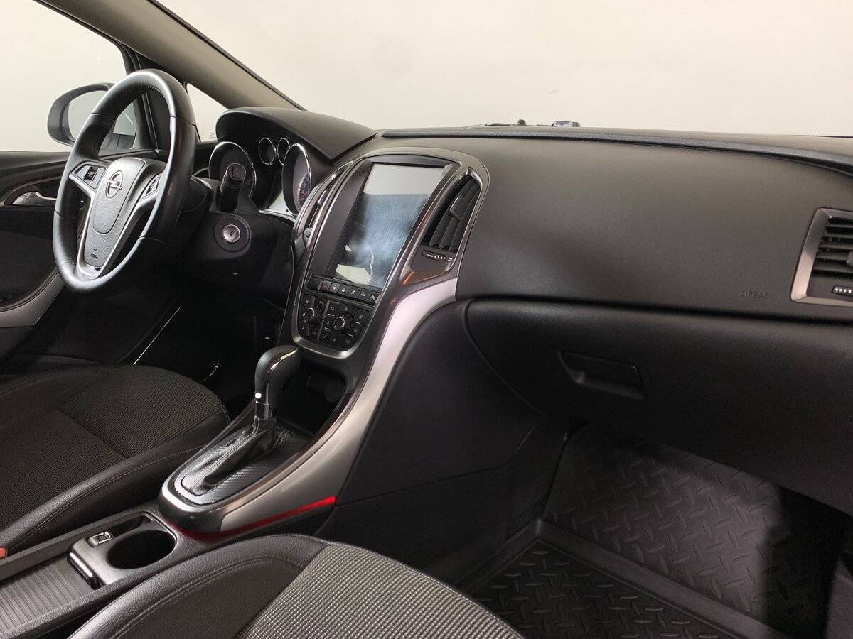 Б/У Опель Астра 2011 года. Фото: #12