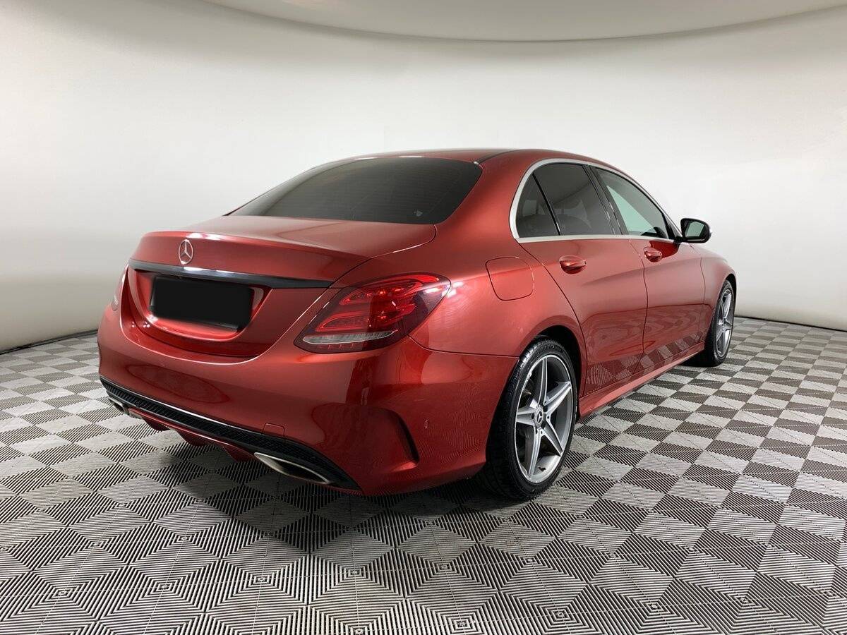 Б/У Мерседес-Бенц Ц-Класс 2015 года. Фото: #4