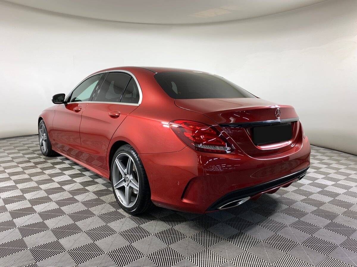 Б/У Мерседес-Бенц Ц-Класс 2015 года. Фото: #6