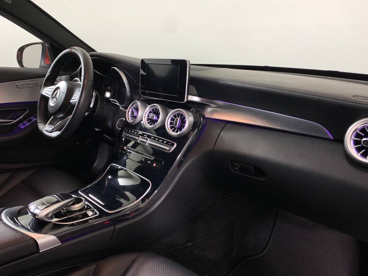 Б/У Мерседес-Бенц Ц-Класс 2015 года. Фото: #12