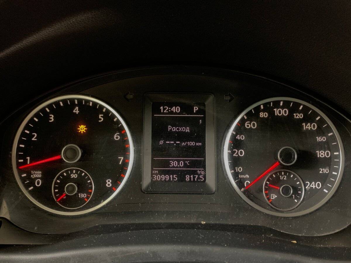 Б/У Фольксваген Тигуан 2011 года. Фото: #13