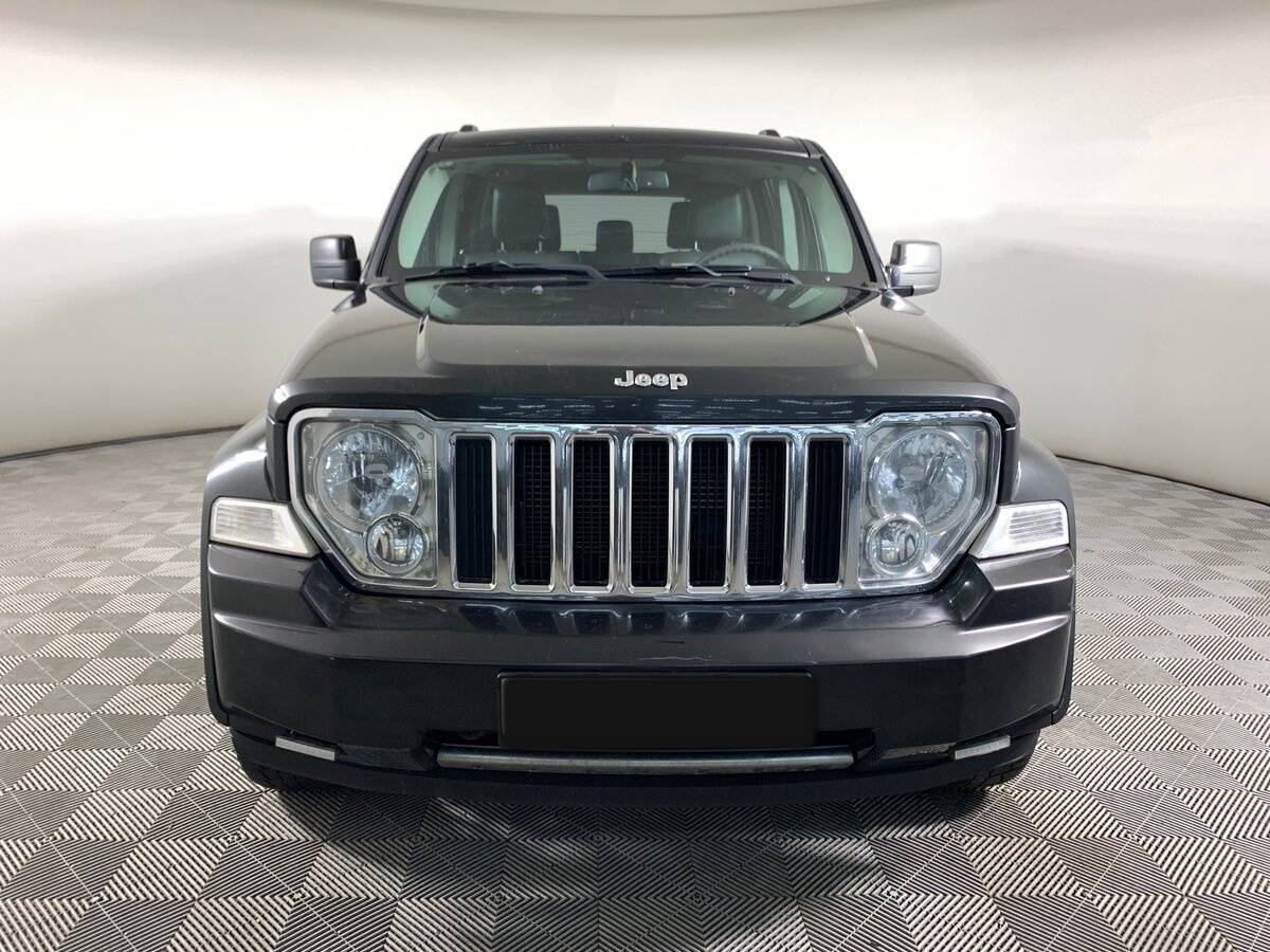 Б/У Джип Чироки 2008 года. Фото: #1