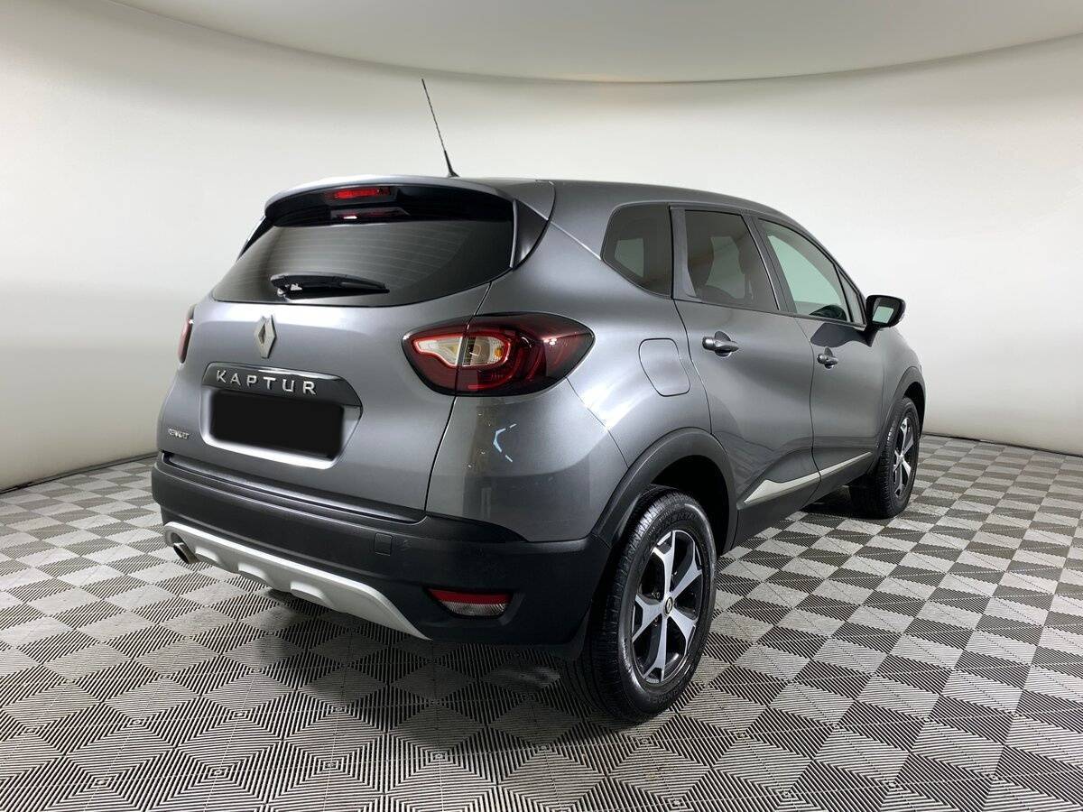 Б/У Рено Каптюр 2019 года. Фото: #4