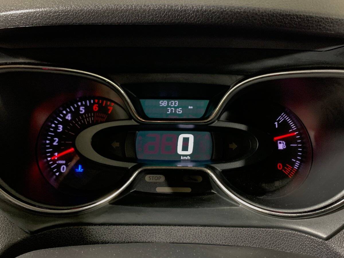 Б/У Рено Каптюр 2019 года. Фото: #13