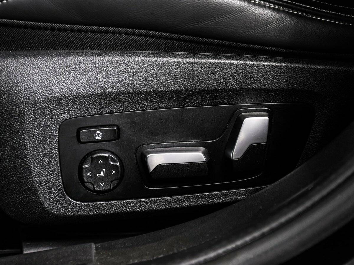 Б/У БМВ 3 серии 2019 года. Фото: #17