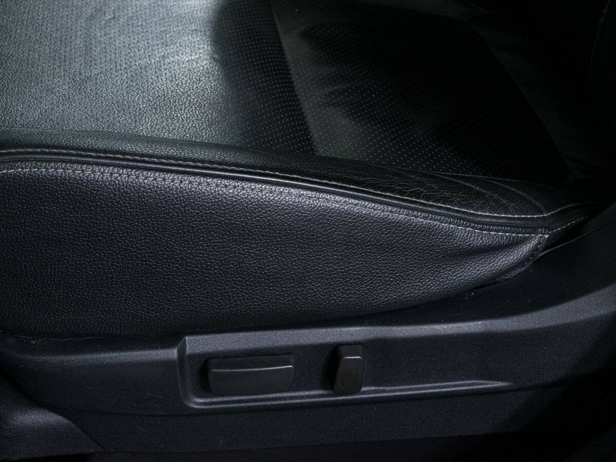 Б/У Митсубиши Оутлэндер 2016 года. Фото: #16