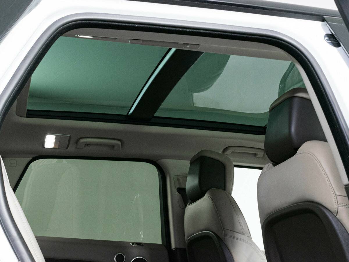 Б/У Лэнд Ровер Рэнж Ровер Спорт 2018 года. Фото: #10