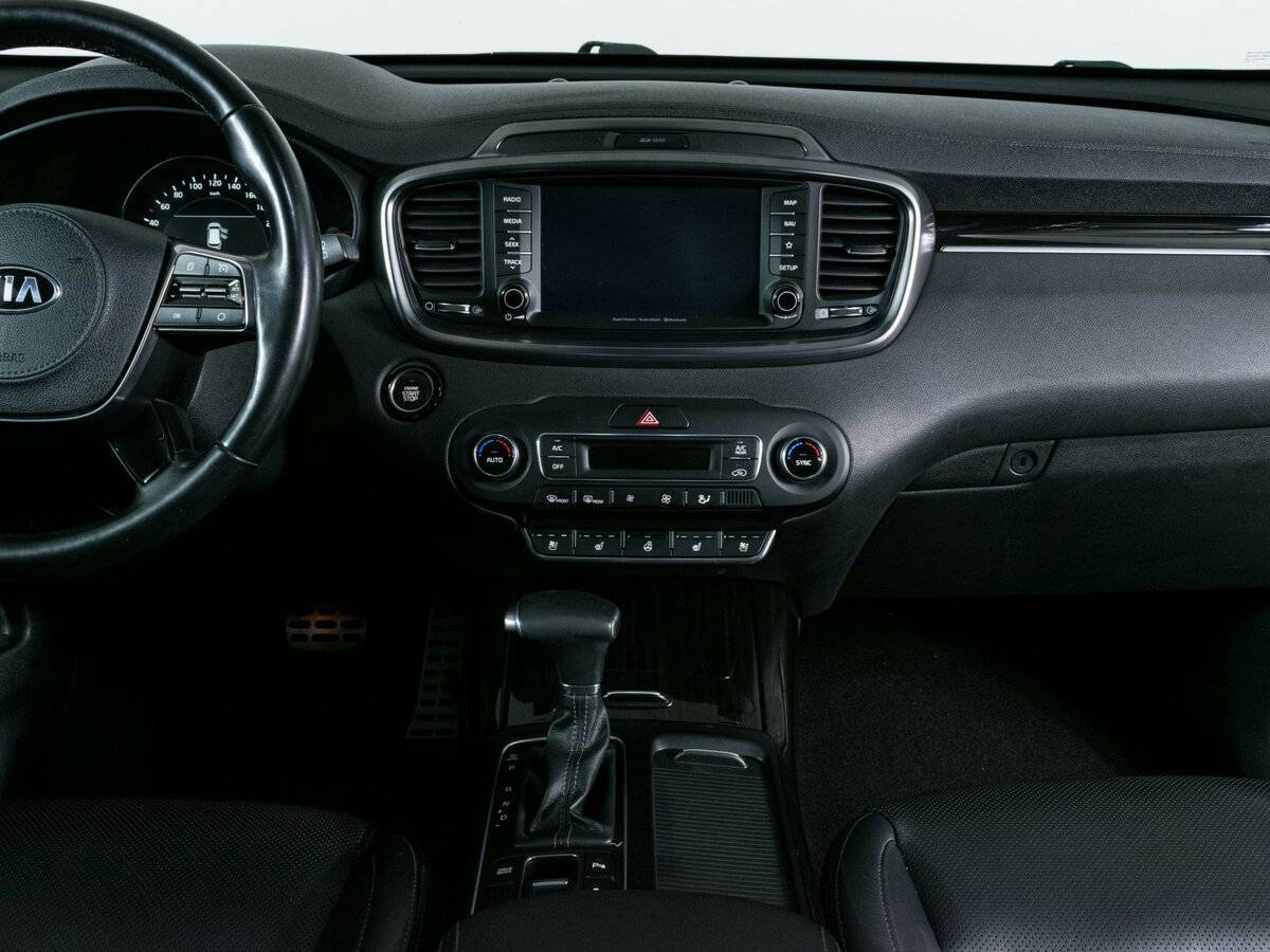 Б/У Киа Соренто 2018 года. Фото: #11