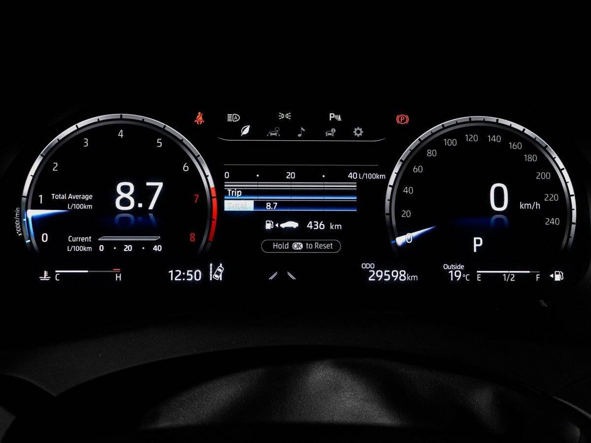 Б/У Тойота Камри 2023 года. Фото: #10