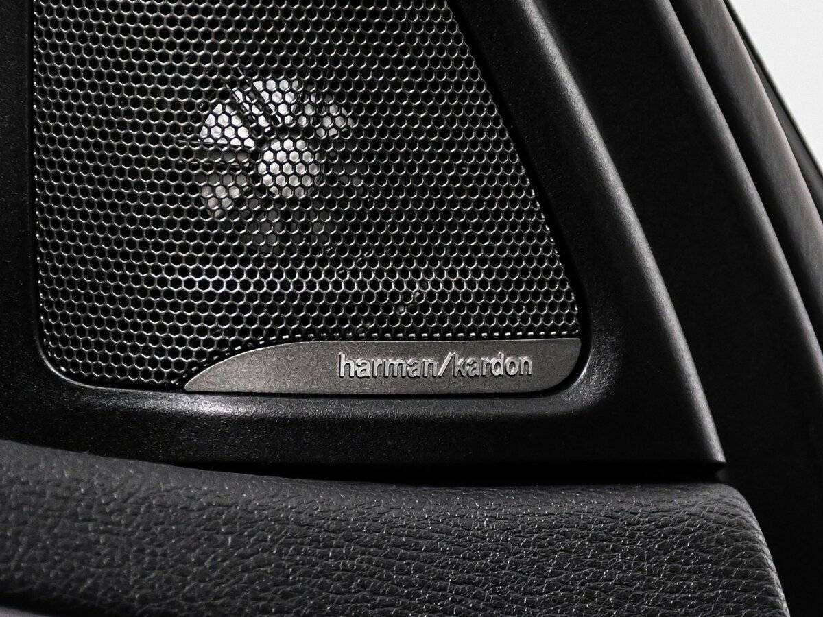 Б/У БМВ Икс6 2018 года. Фото: #15