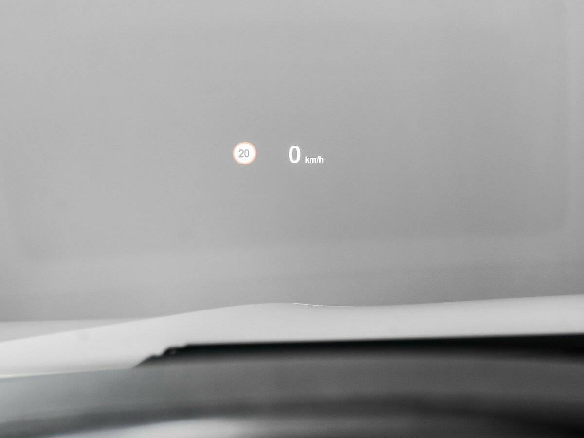 Б/У БМВ Икс6 2018 года. Фото: #18