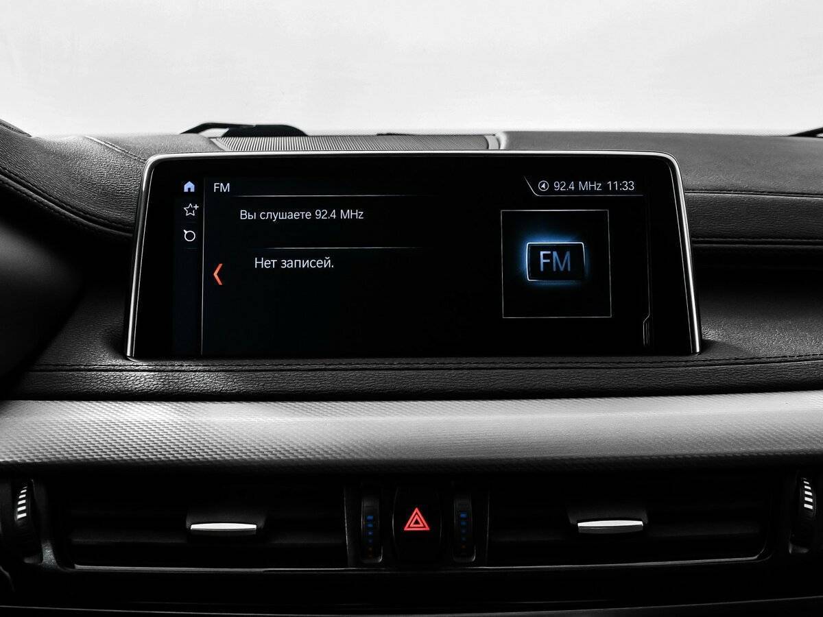 Б/У БМВ Икс6 2018 года. Фото: #23