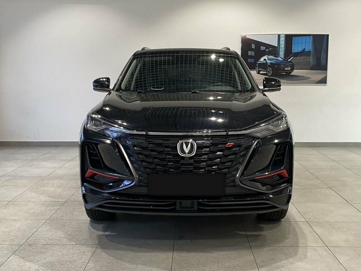 Б/У Чанган CS75 Plus 2023 года. Фото: #1