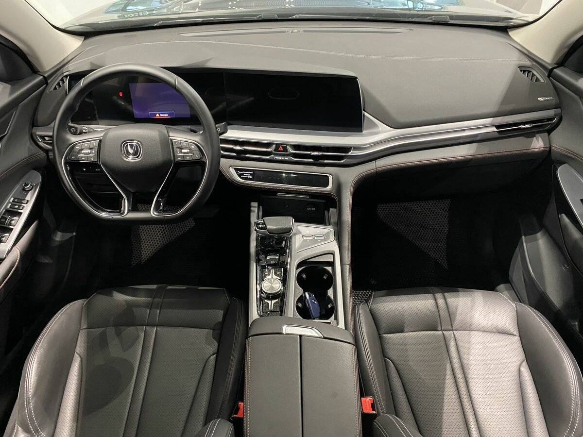 Б/У Чанган CS75 Plus 2023 года. Фото: #9